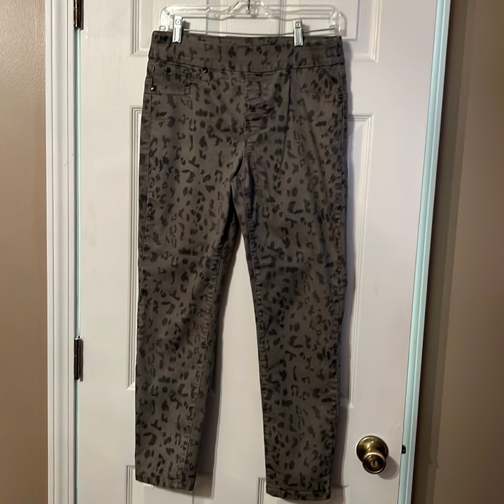 Animal Print Jeggings - Size 6